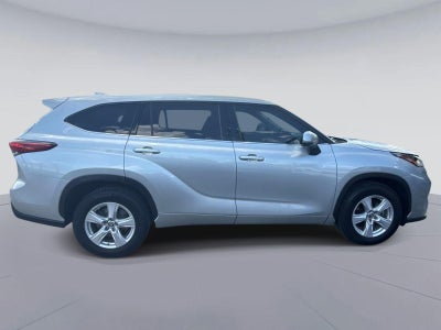 2020 Toyota Highlander LE