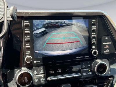 2020 Toyota Highlander LE