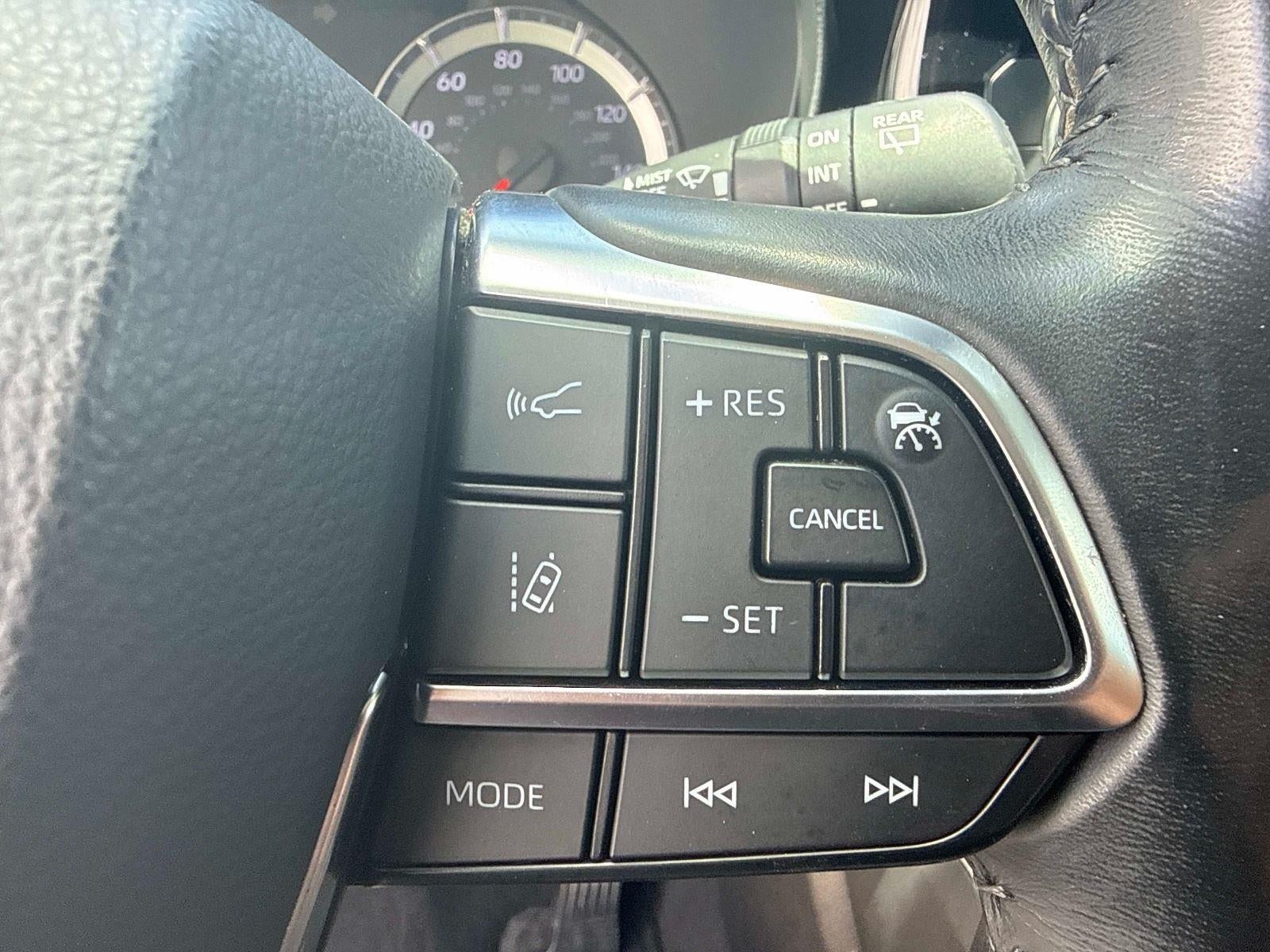 2020 Toyota Highlander LE