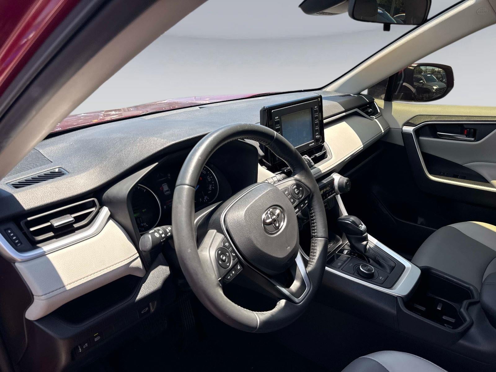2022 Toyota RAV4 Hybrid XLE Premium