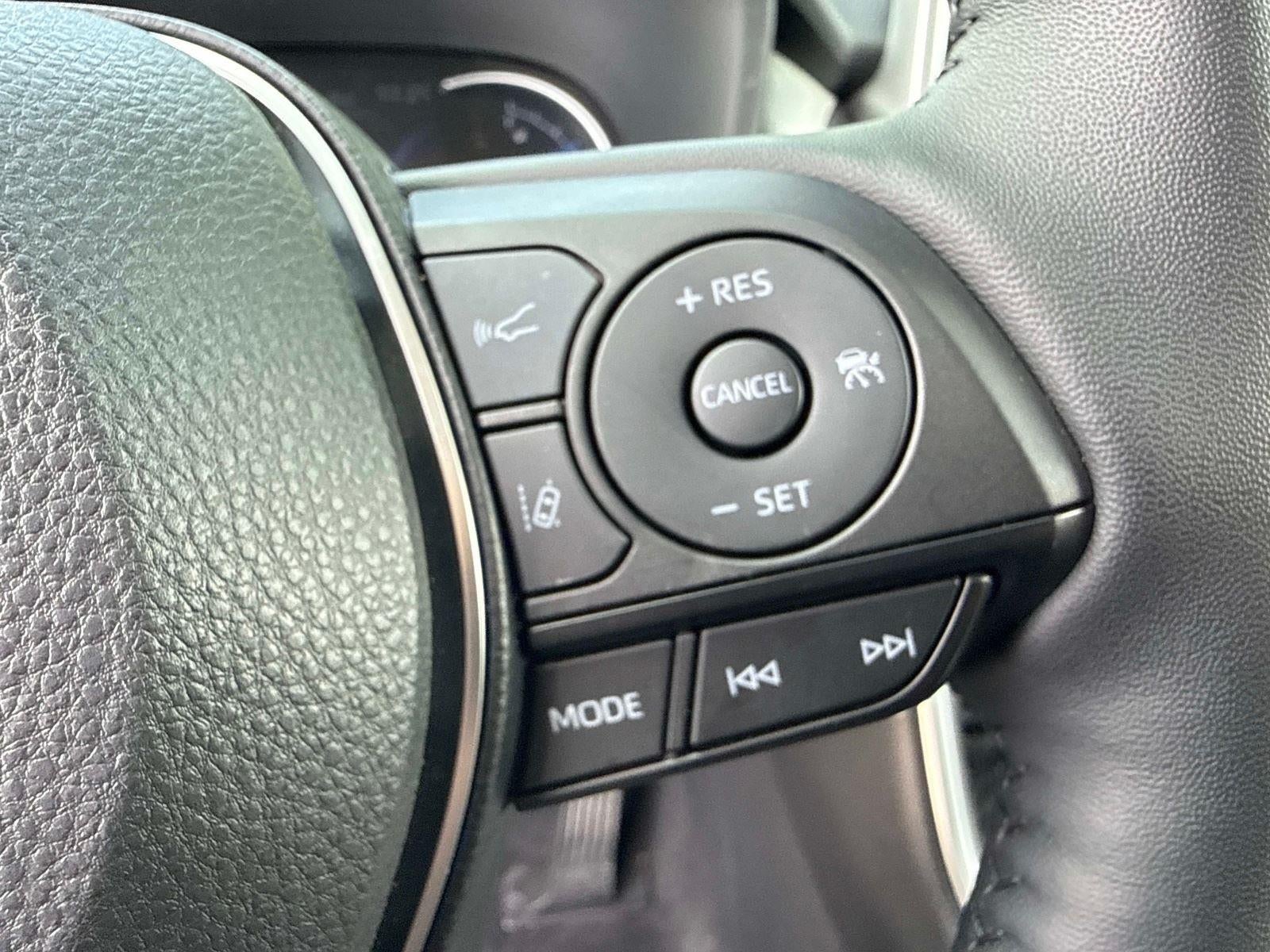 2025 Toyota RAV4 Hybrid XLE Premium