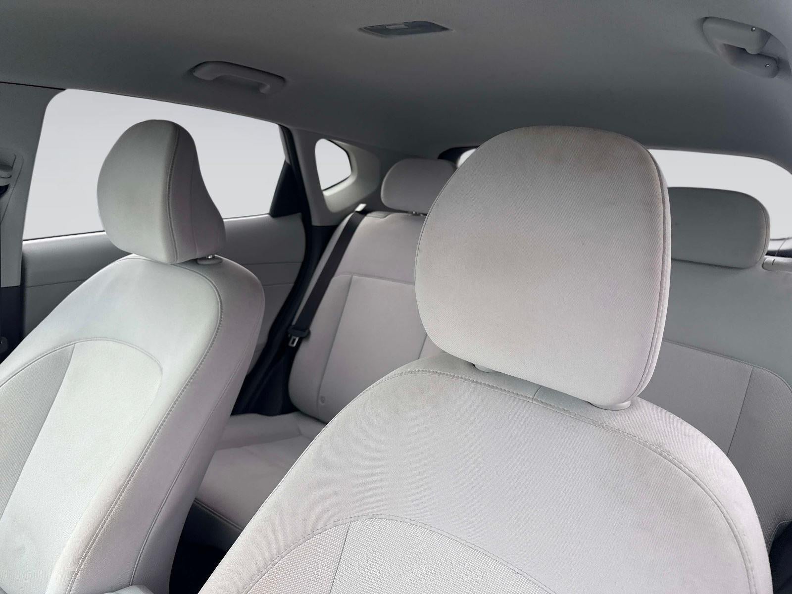 2025 Hyundai Kona SEL Convenience