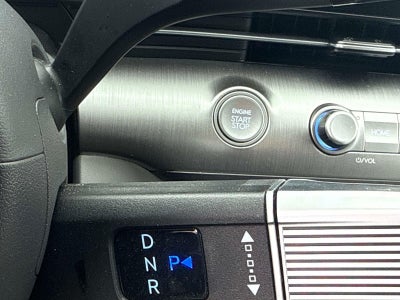 2025 Hyundai Kona SEL Convenience