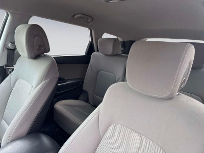 2018 Hyundai Santa Fe SE