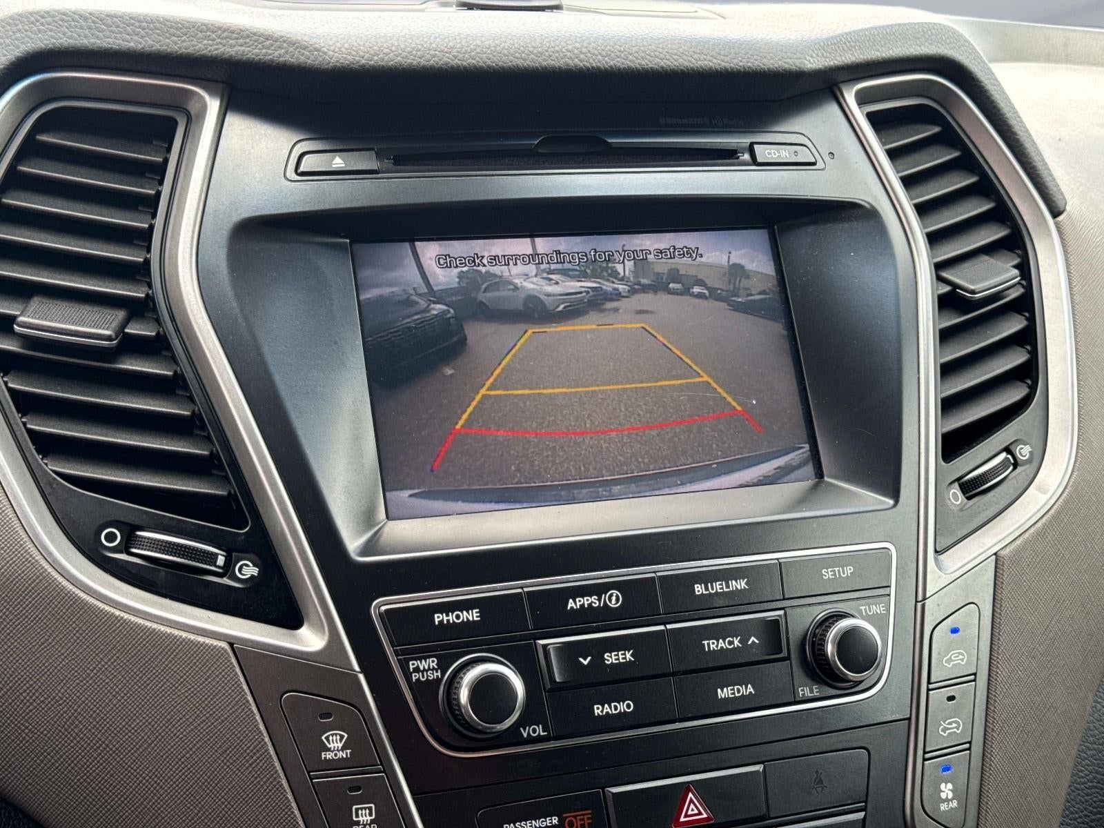 2018 Hyundai Santa Fe SE