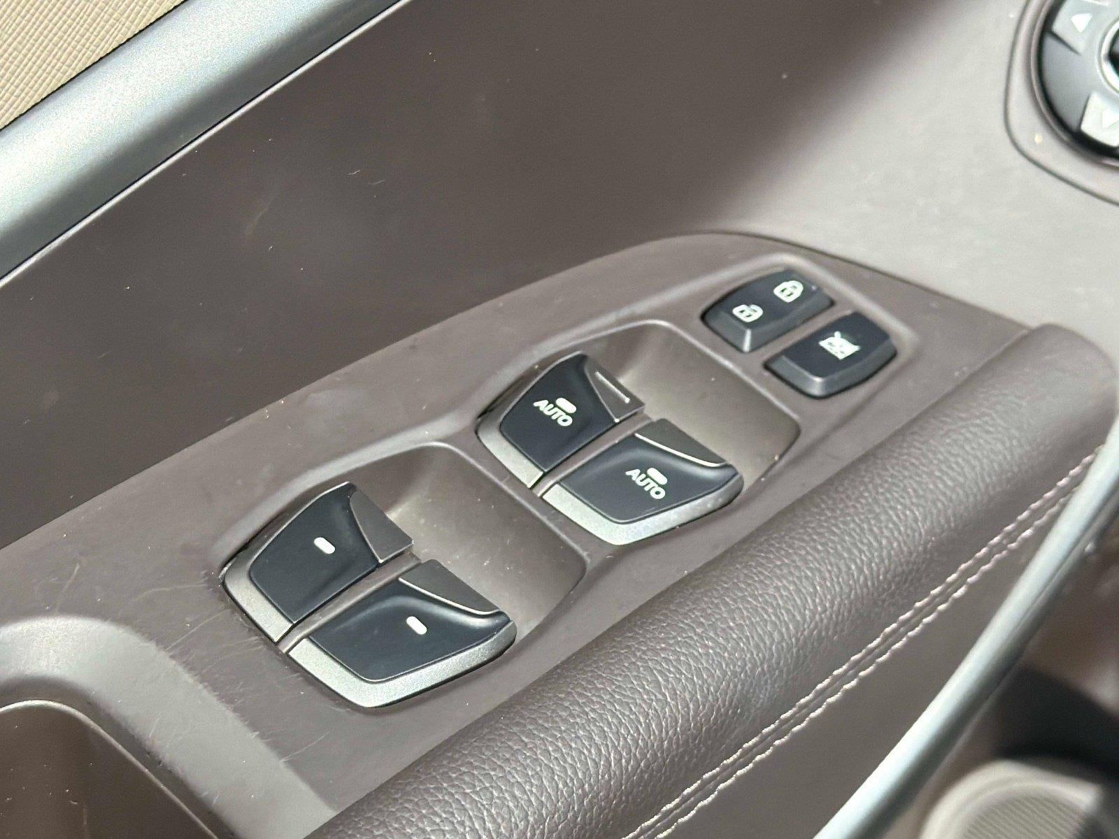 2018 Hyundai Santa Fe Limited Ultimate