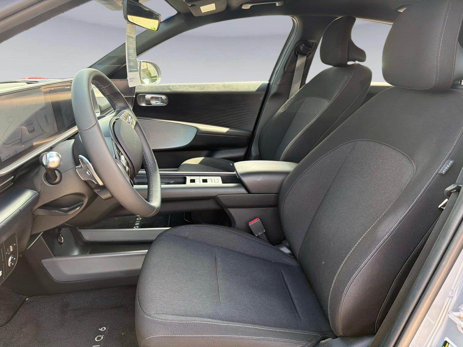 2024 Hyundai IONIQ 6 SE