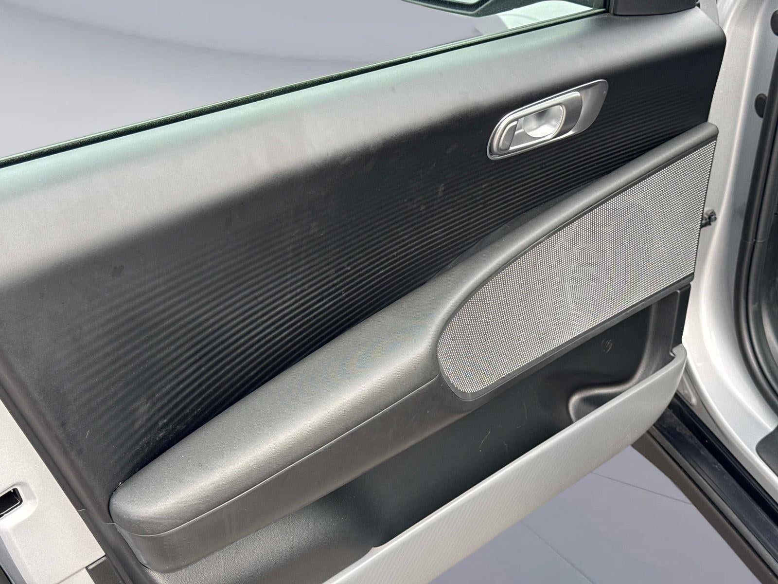 2023 Hyundai IONIQ 6 SE Standard Range