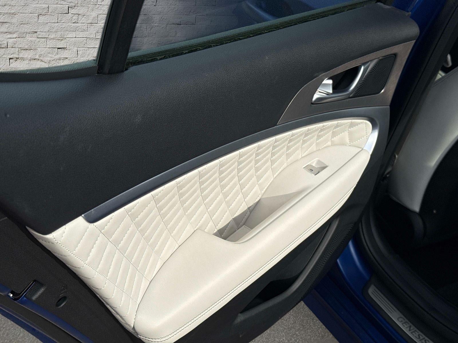 2025 Genesis G70 3.3T Sport Prestige