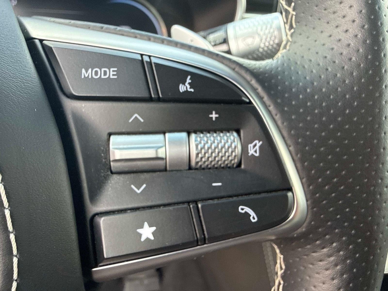 2025 Genesis G70 3.3T Sport Prestige