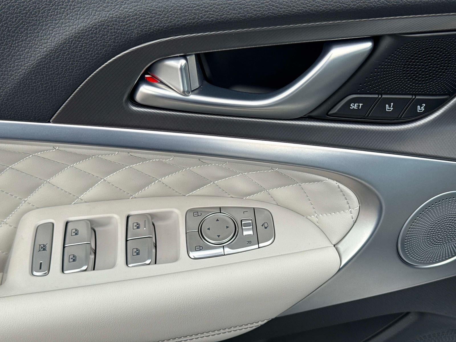 2025 Genesis G70 3.3T Sport Prestige