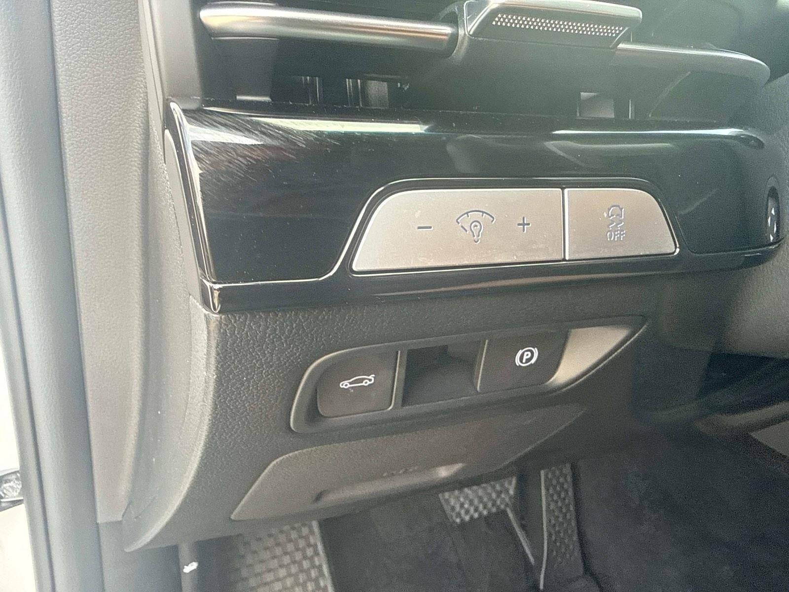 2025 Genesis G80 2.5T