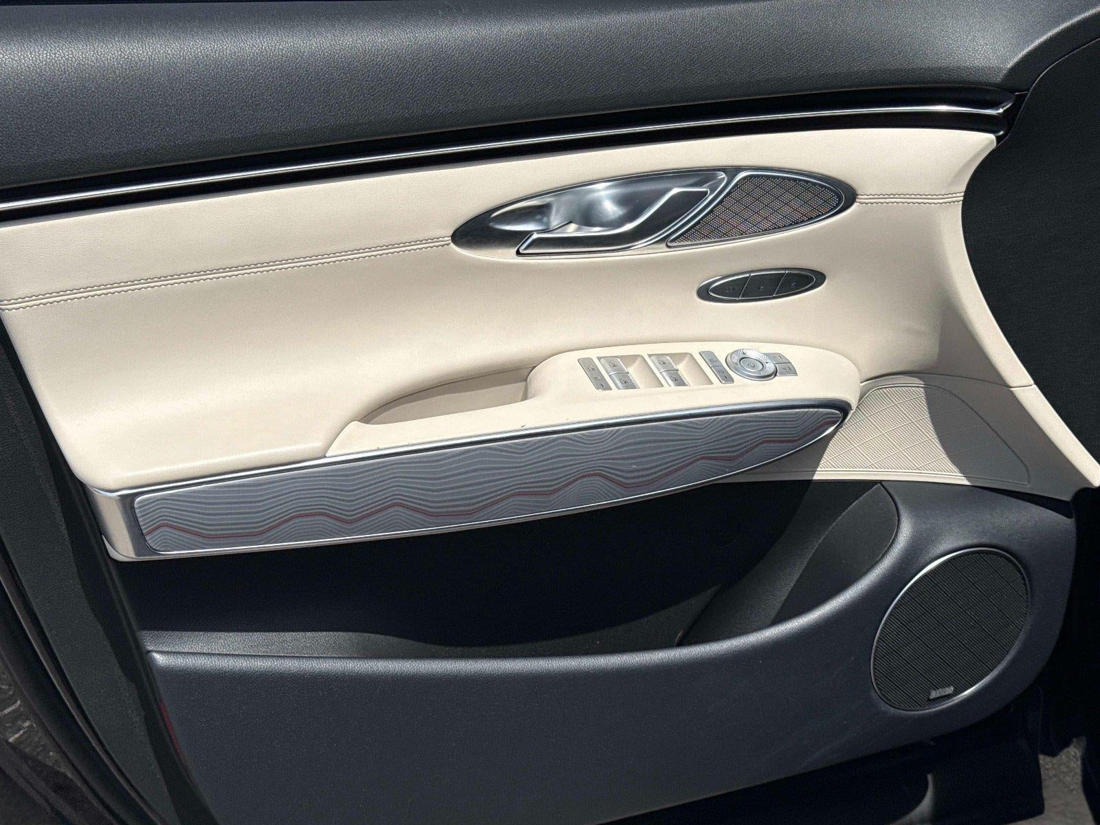 2023 Genesis Gv70 2.5T