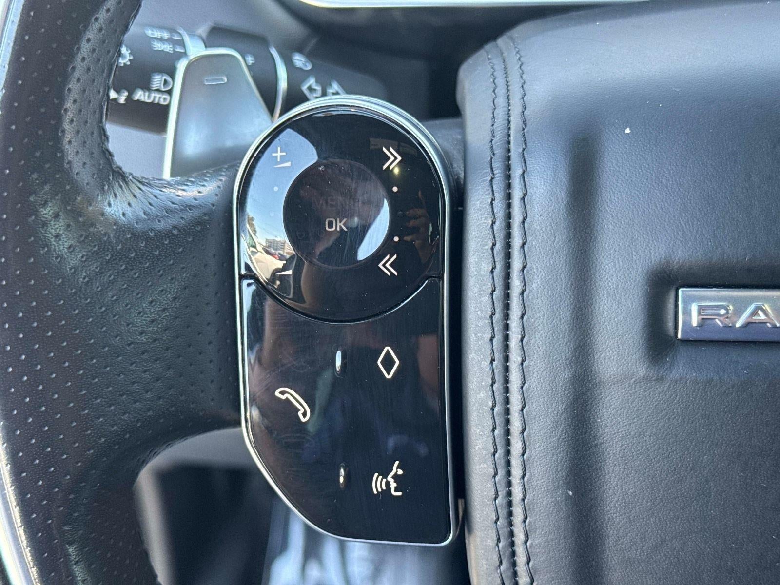 2021 Land Rover Range Rover Sport HSE Silver Edition