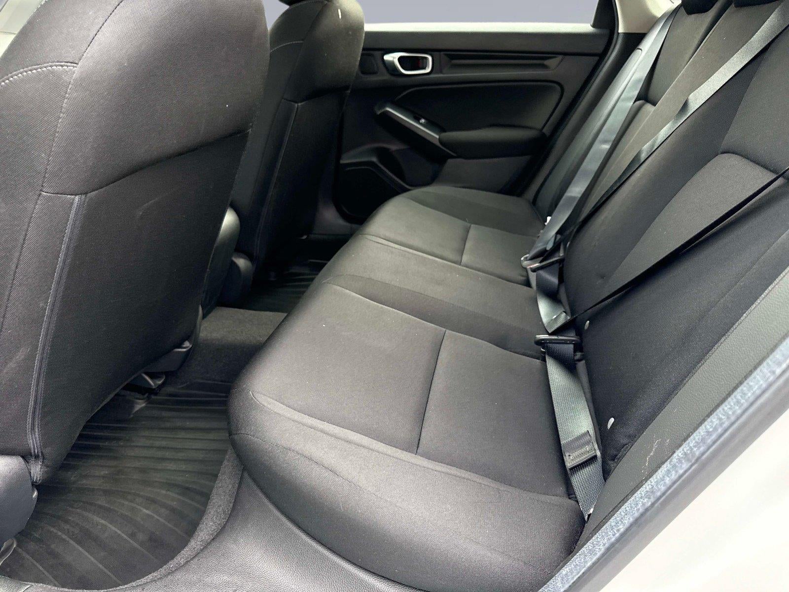 2023 Honda Civic Hatchback LX - Photo 13