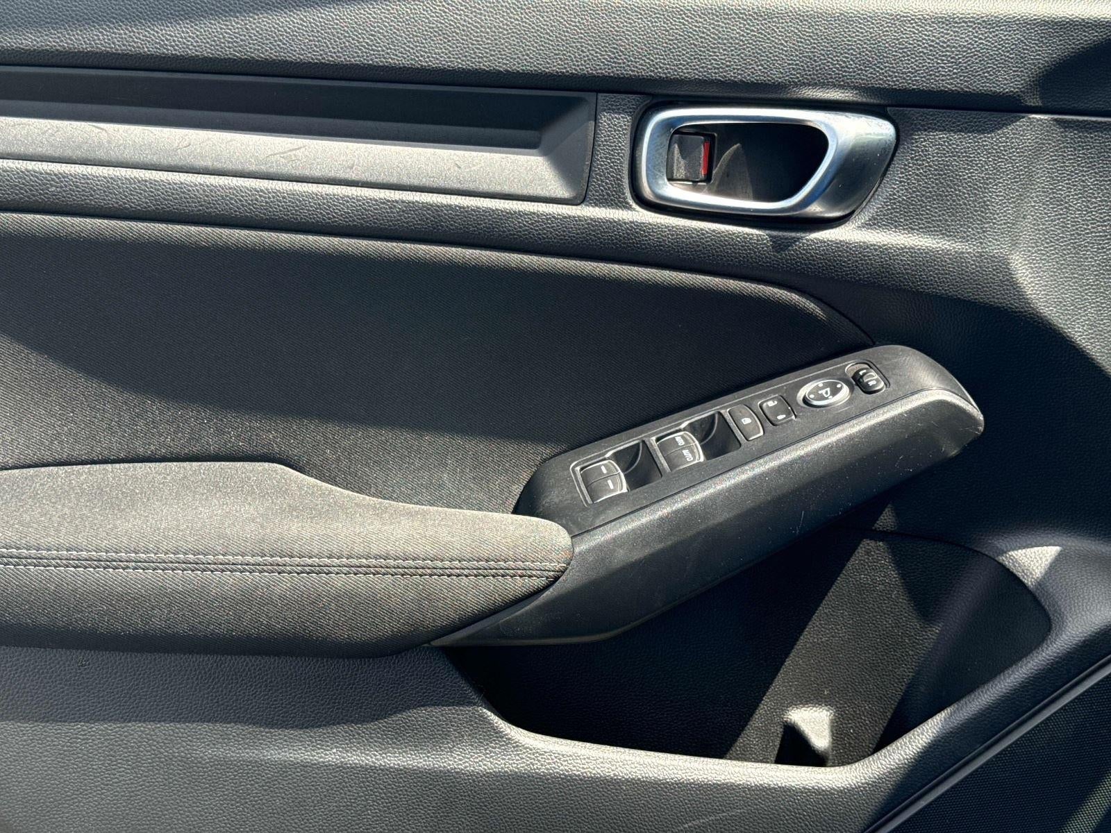 2022 Honda Civic Hatchback Sport - Photo 16