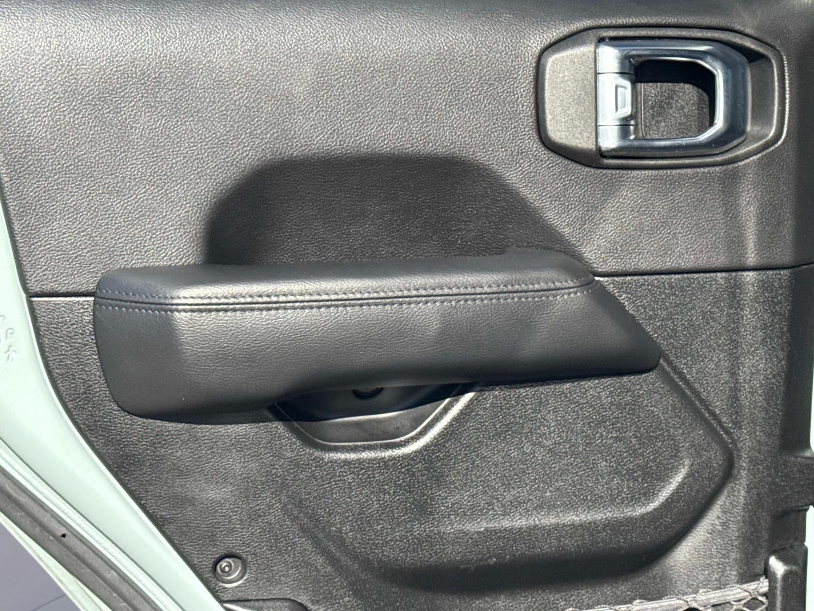 2023 Jeep Wrangler Sahara Altitude