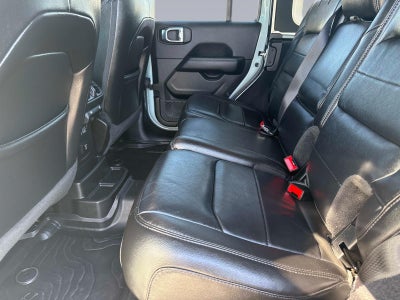 2023 Jeep Wrangler Sahara Altitude