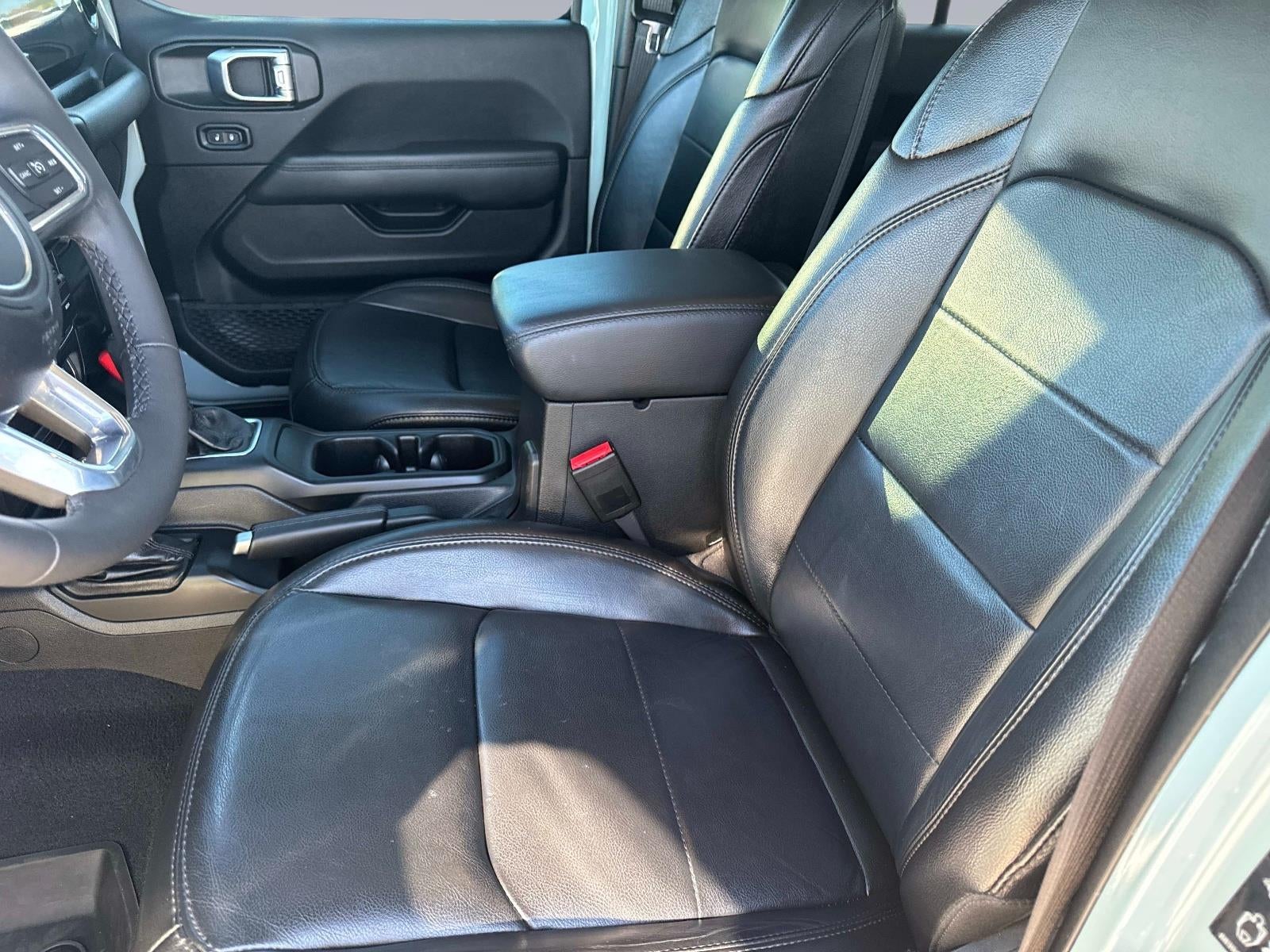 2023 Jeep Wrangler Sahara Altitude