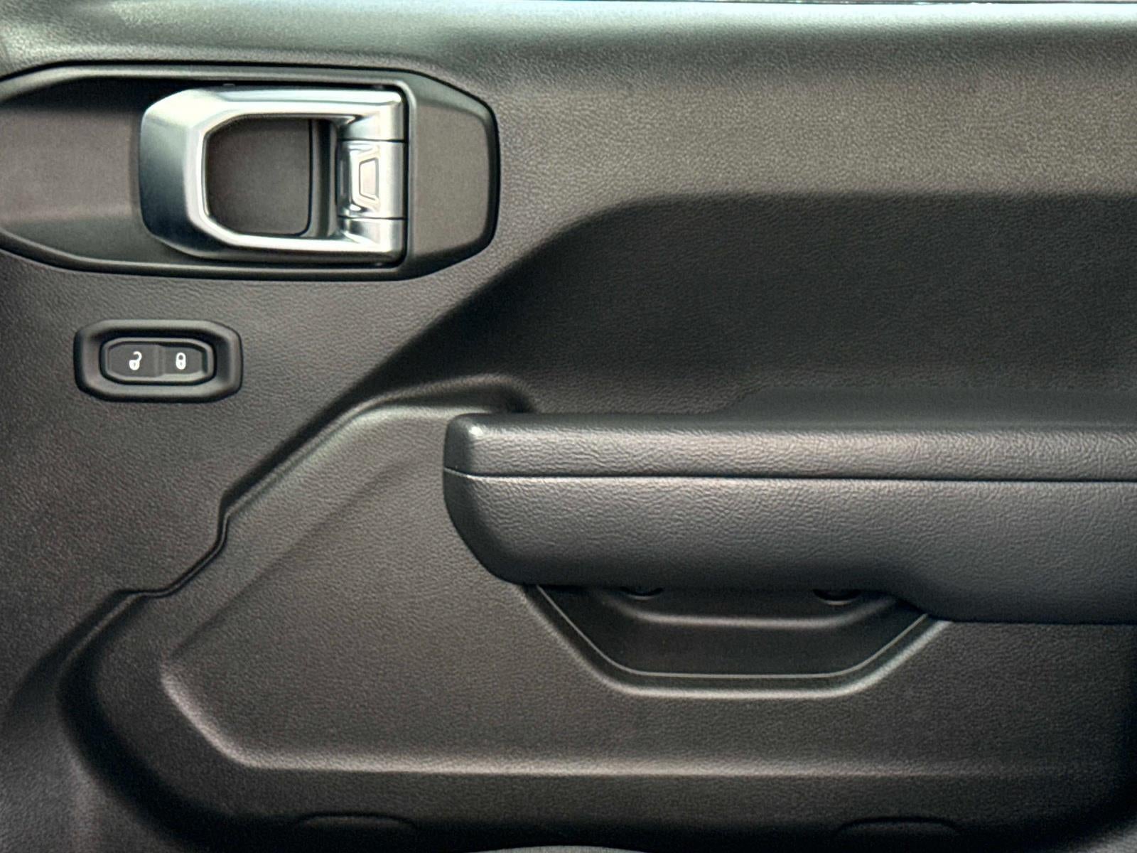 2025 Jeep Gladiator Nighthawk