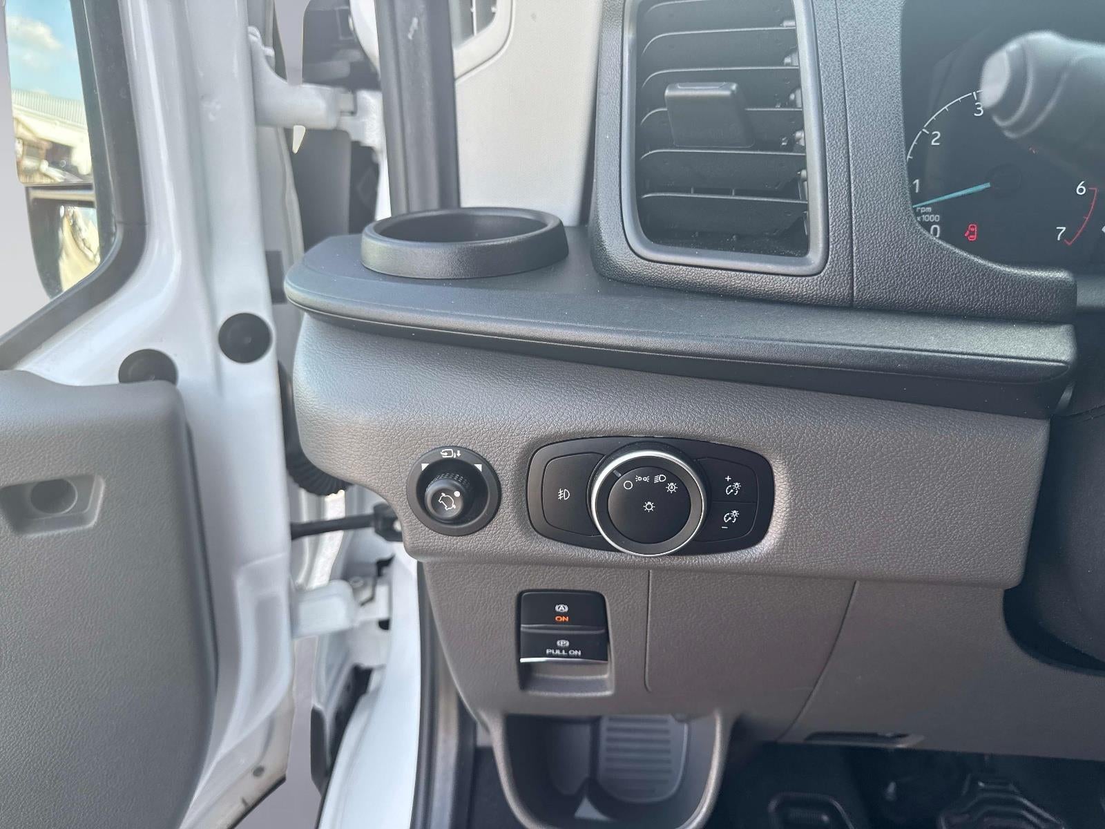 2023 Ford Transit 350 XLT