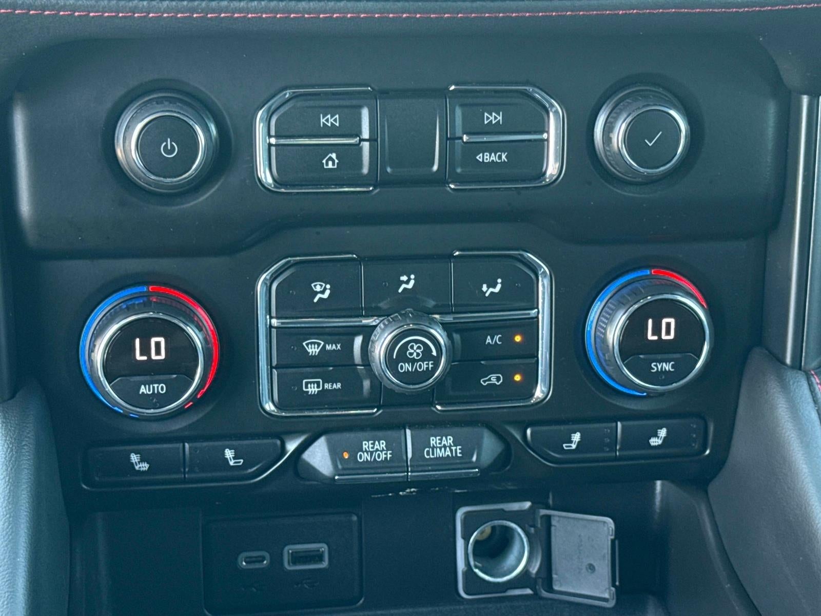 2021 Chevrolet Suburban RST