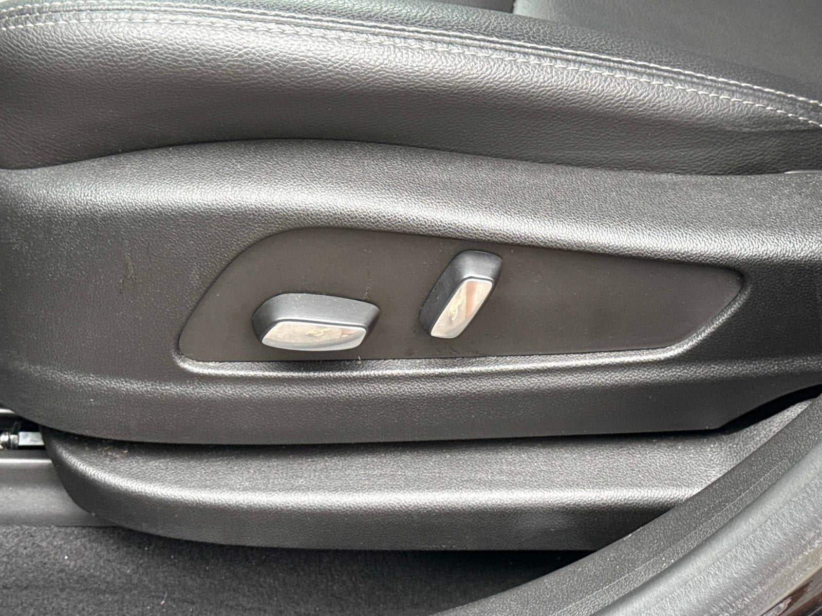 2023 Cadillac XT5 FWD Luxury