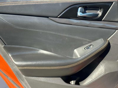 2020 Nissan Maxima SR