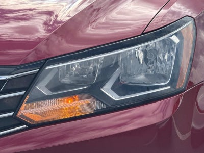 2017 Volkswagen Passat 1.8T SE