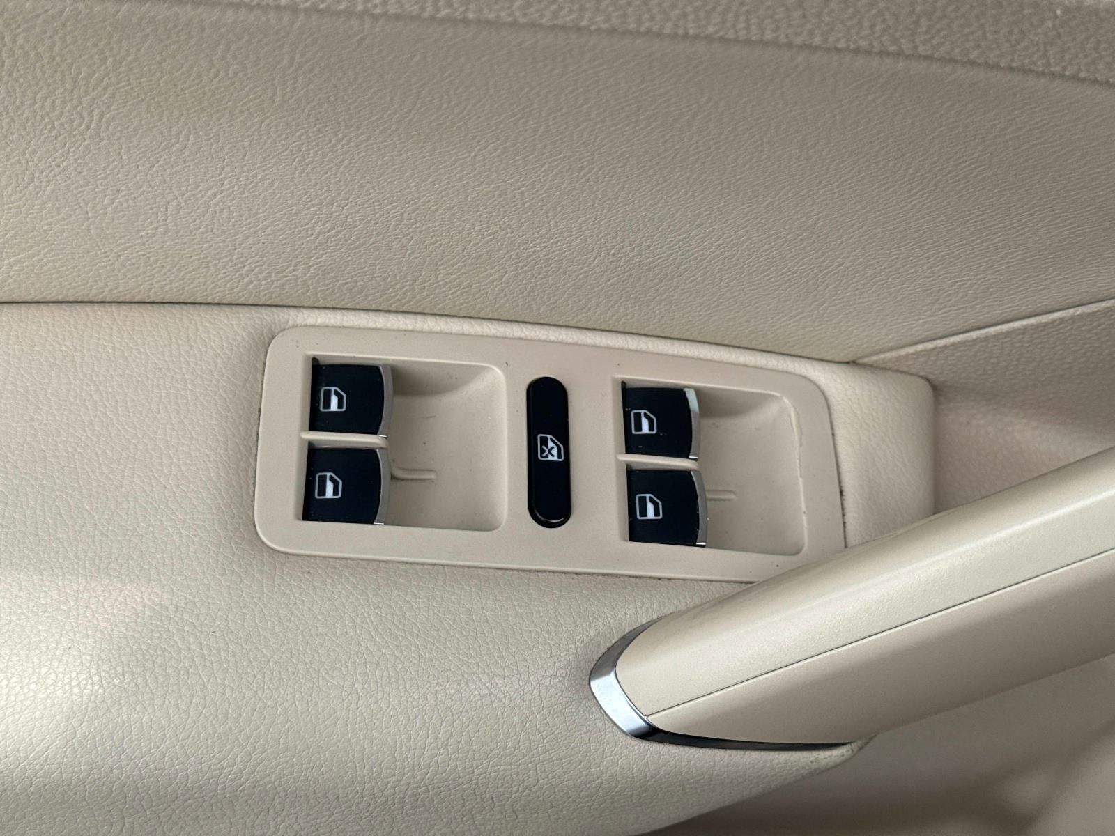 2017 Volkswagen Passat 1.8T SE