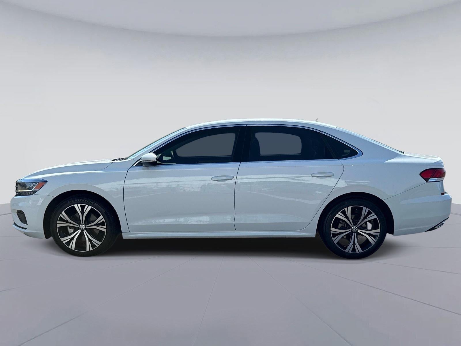 2022 Volkswagen PASSAT 2.0T SE
