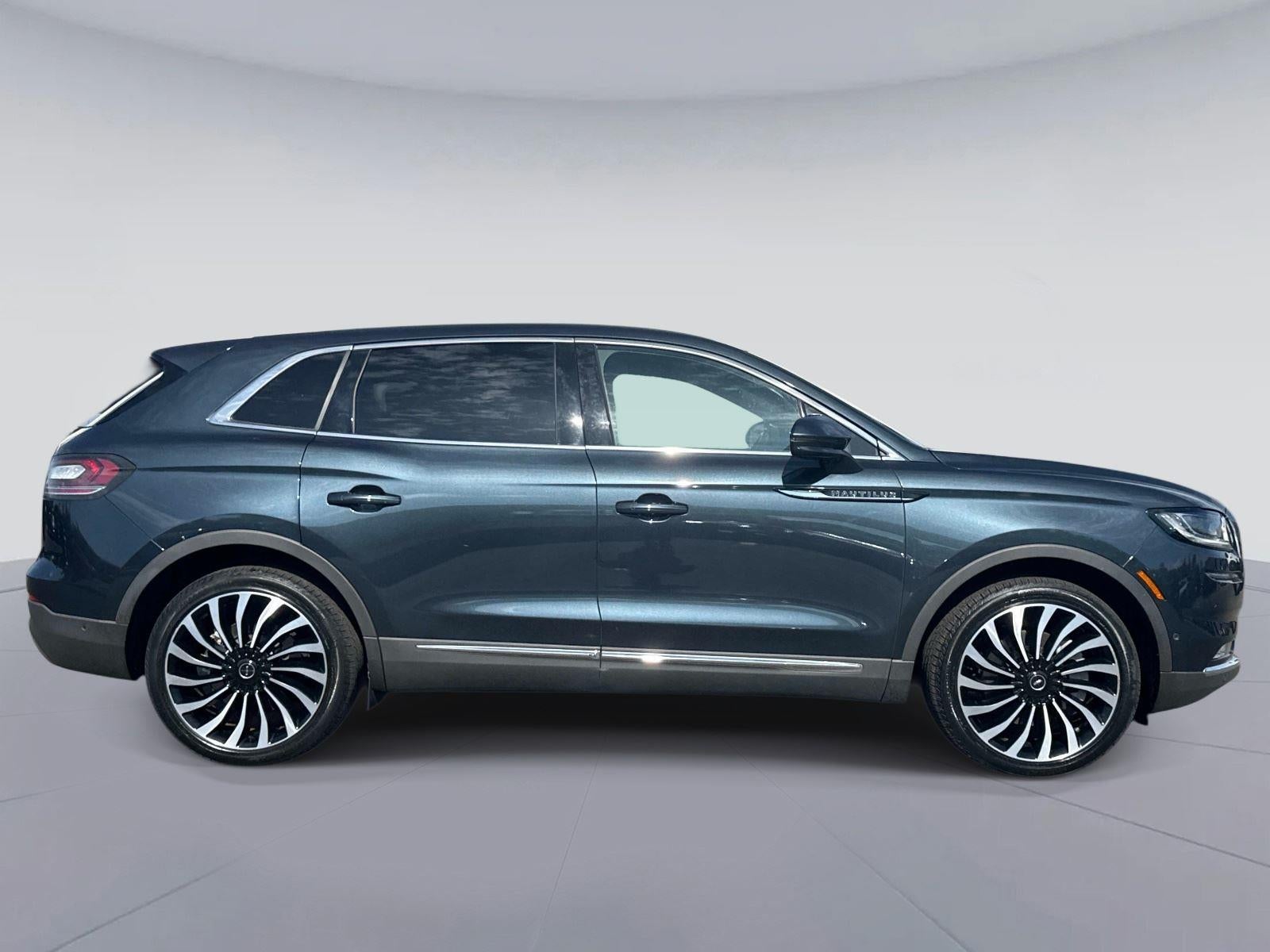 2023 Lincoln Nautilus Black Label