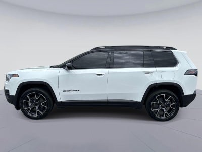 2026 Jeep Cherokee Overland