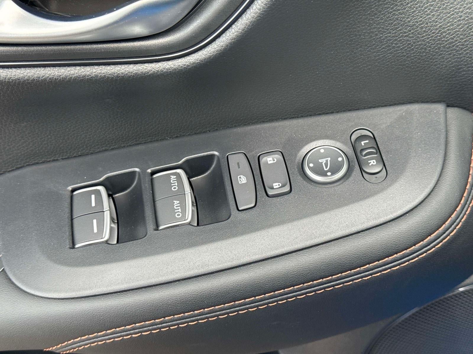 2027 Honda HR-V SPORT Sport