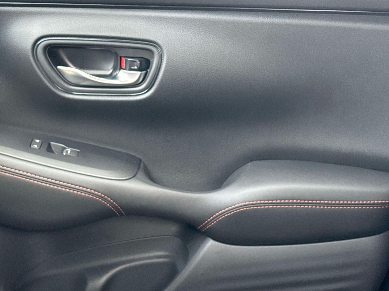 2027 Honda HR-V SPORT Sport