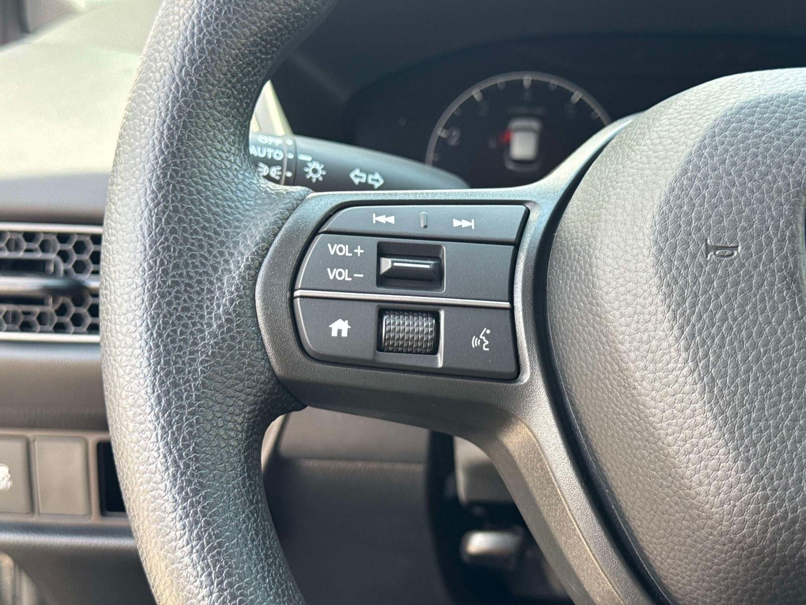 2026 Honda HR-V LX