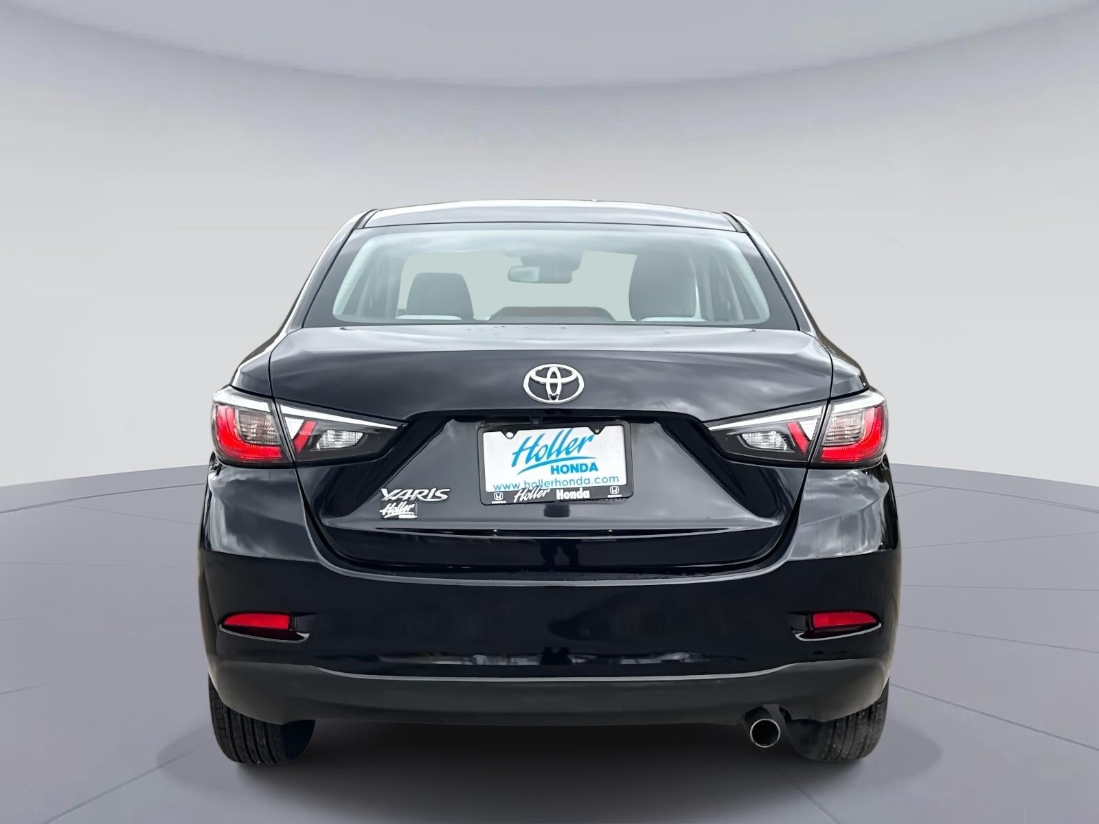 2020 Toyota Yaris Sedan L