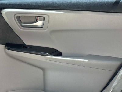 2017 Toyota Camry LE