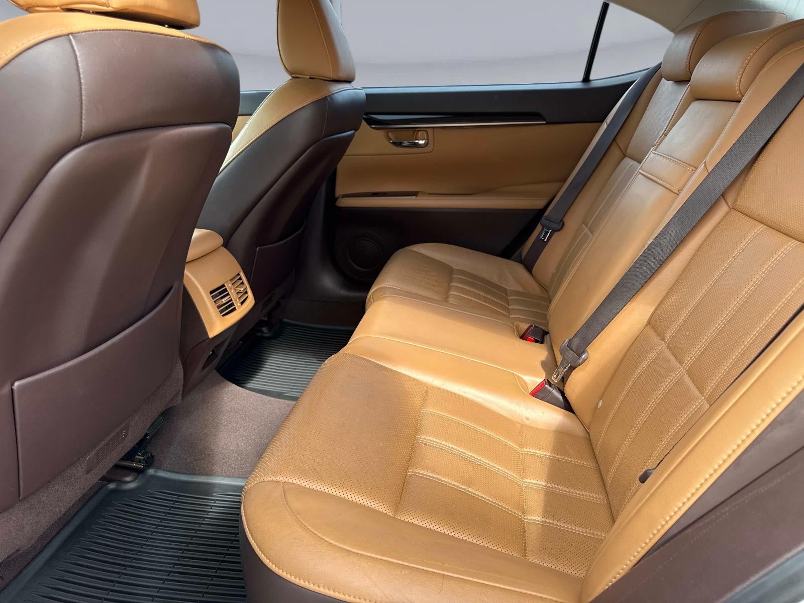 2016 Lexus ES 350 4dr Sdn