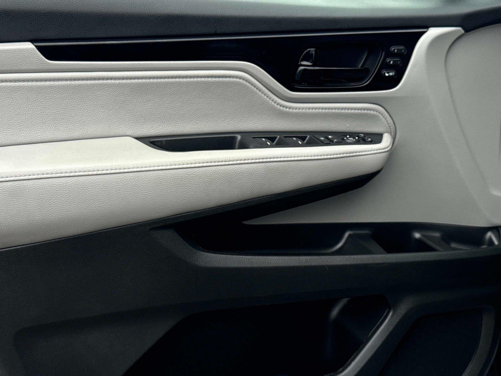 2023 Honda Odyssey Elite - Photo 19