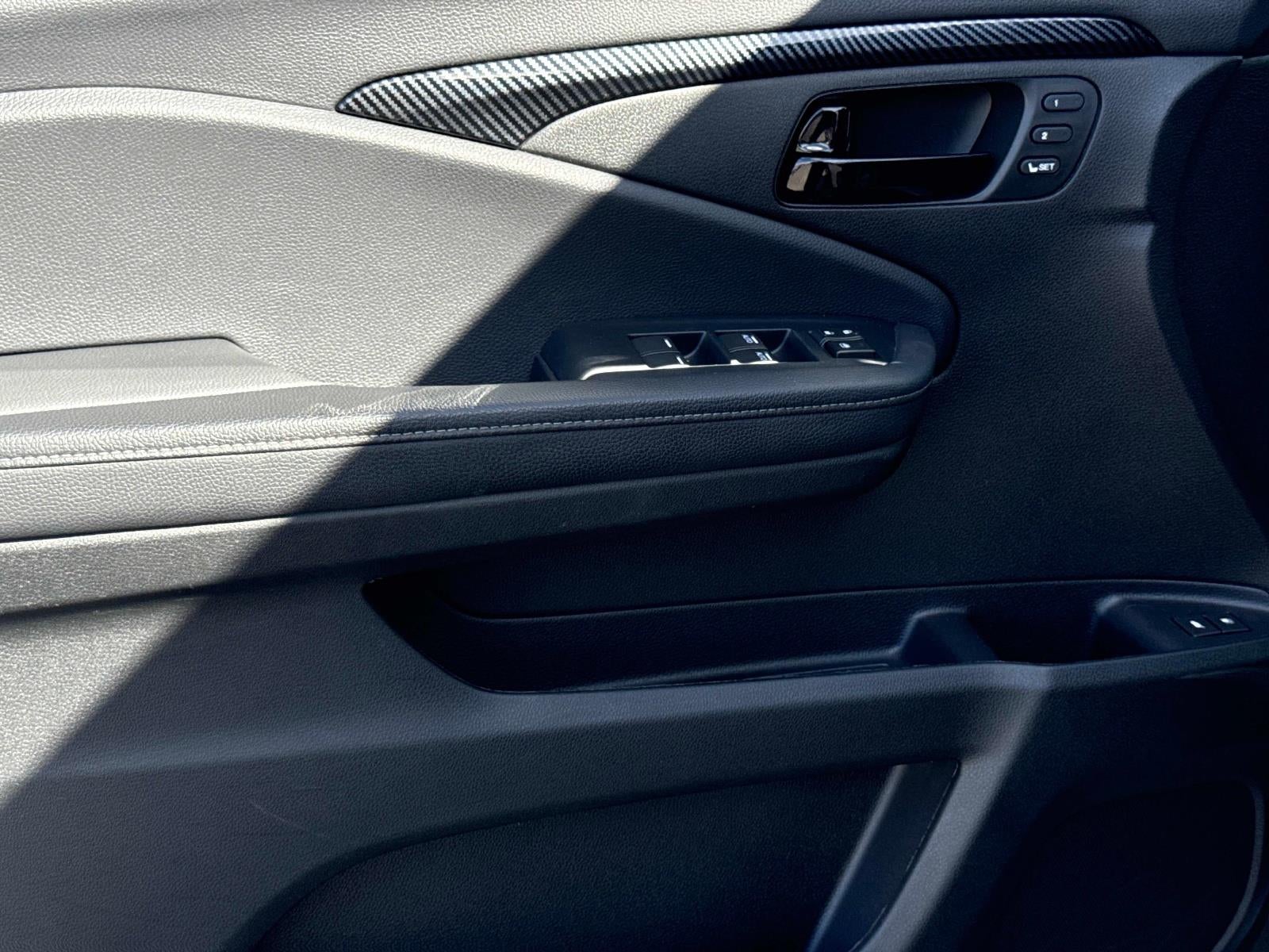 2023 Honda Passport Elite