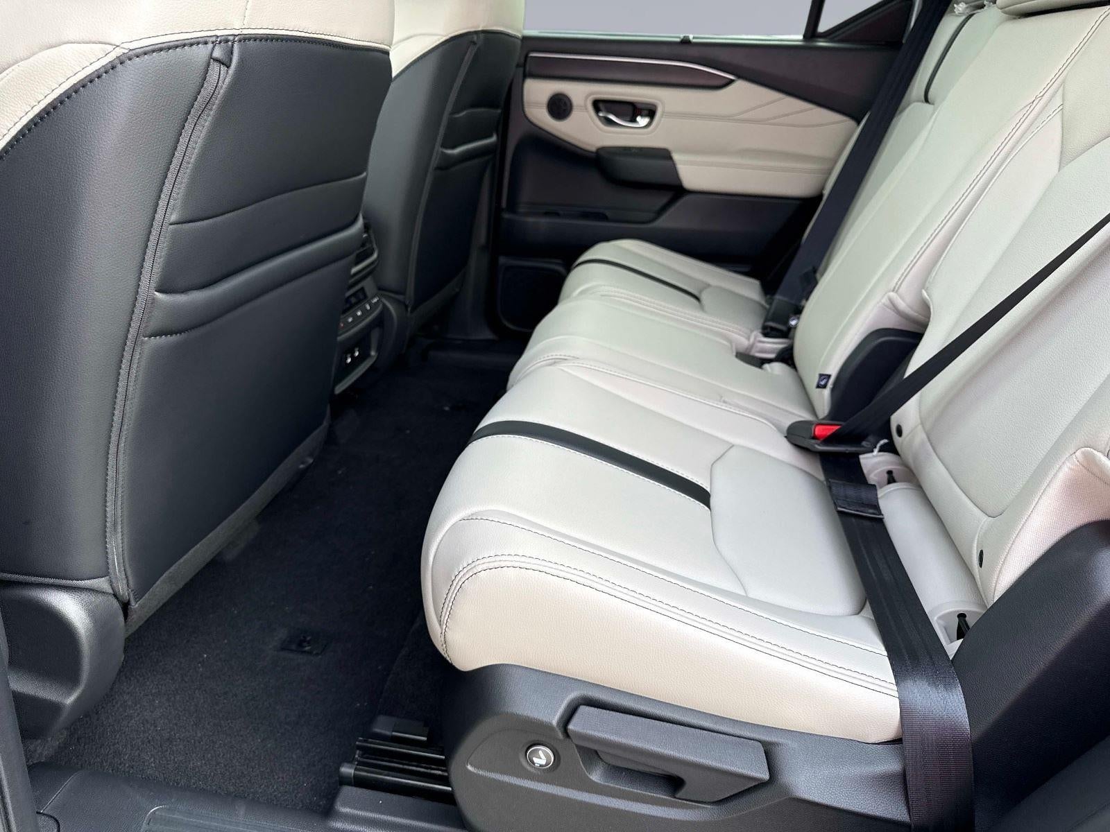 2026 Honda Pilot Touring Blackout