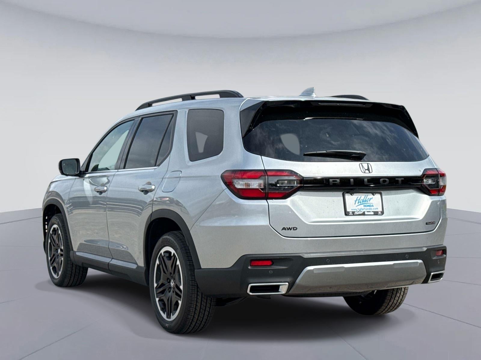 2026 Honda Pilot Touring Blackout