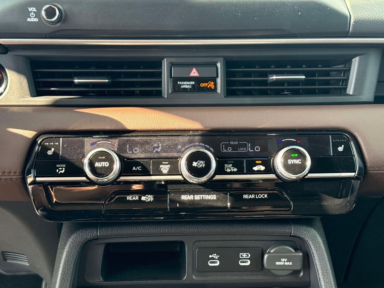 2026 Honda Pilot Touring Blackout