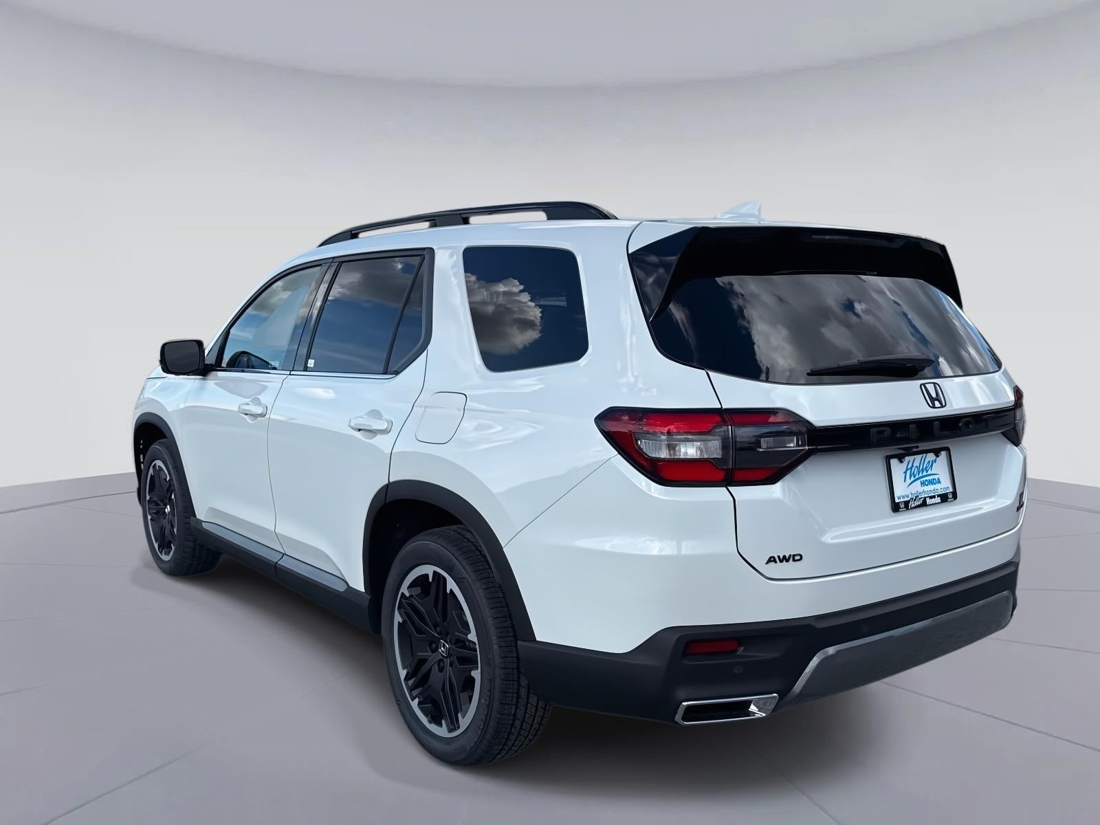 2026 Honda Pilot Touring Blackout