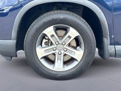 2023 Honda Pilot EX-L w/Rear Captain's Chairs
