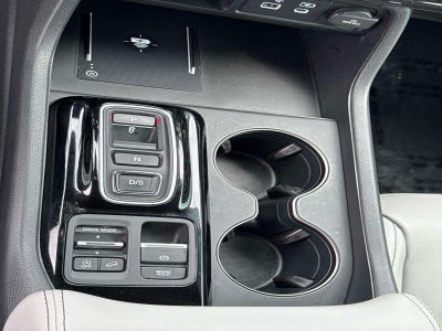 2023 Honda Pilot EX-L w/Rear Captain's Chairs