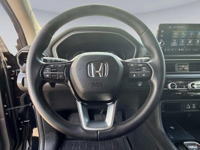 2023 Honda Pilot EX-L w/Rear Captain's Chairs