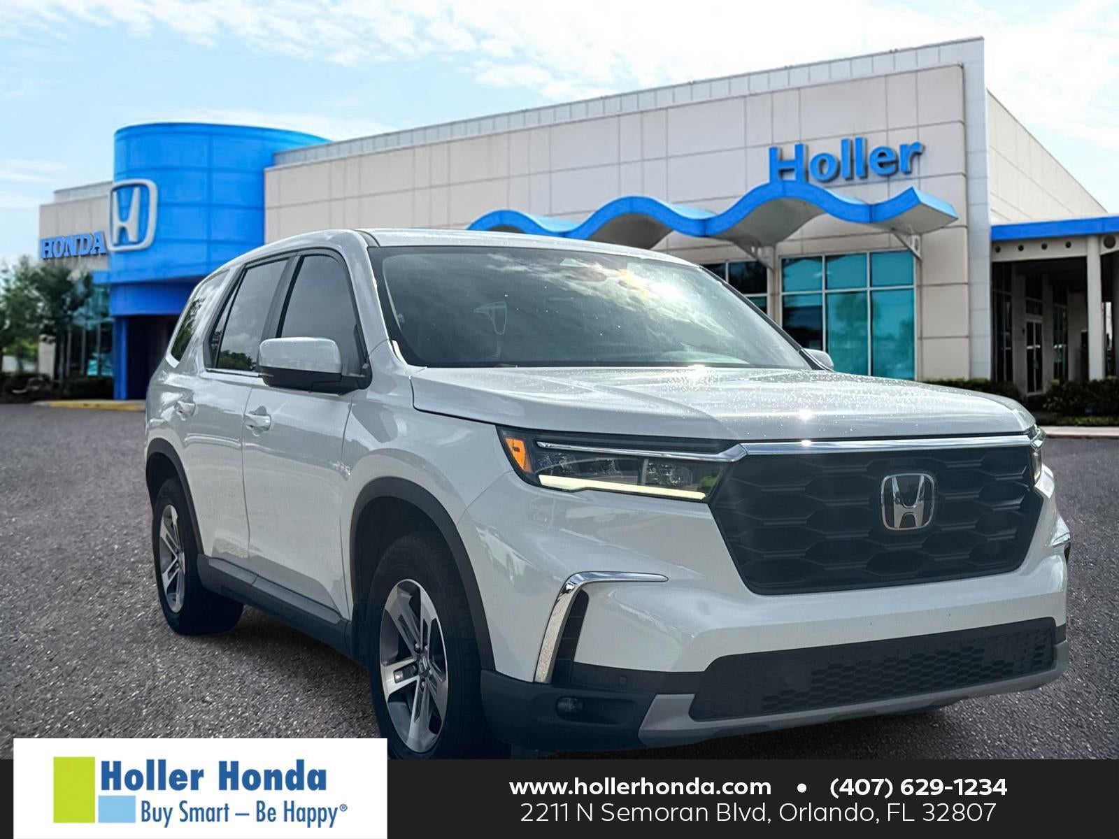 2024 Honda Pilot EX-L w/Rear Captain's Chairs