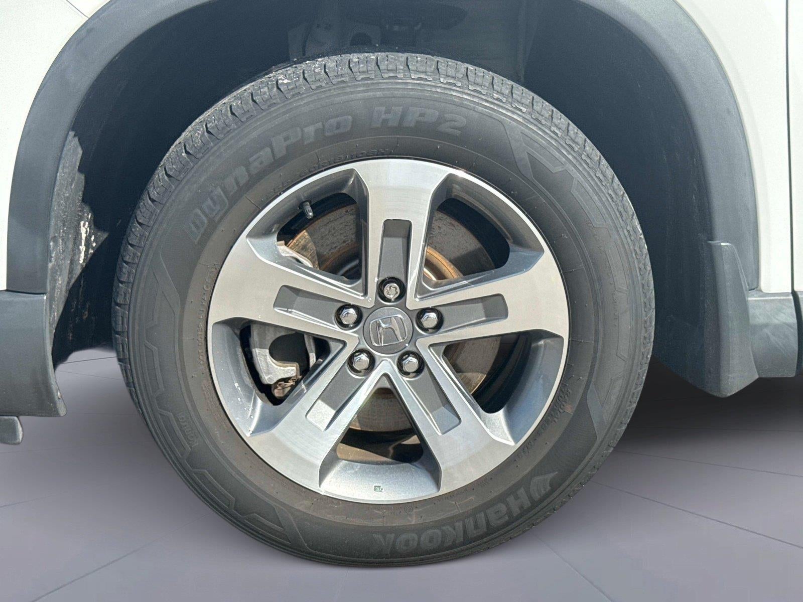 2024 Honda Pilot EX-L w/Rear Captain's Chairs